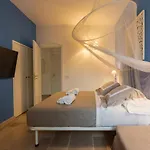 Clive With Trullo Matto Apartman *