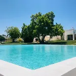 Clive With Trullo Matto * Ostuni