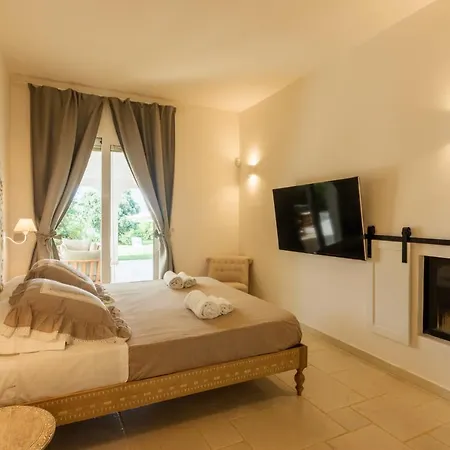 Clive With Trullo Matto Apartment *