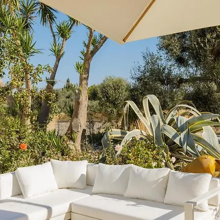 Clive With Trullo Matto Apartman