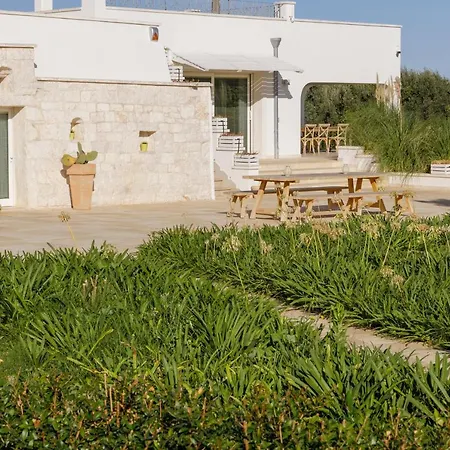 Clive With Trullo Matto