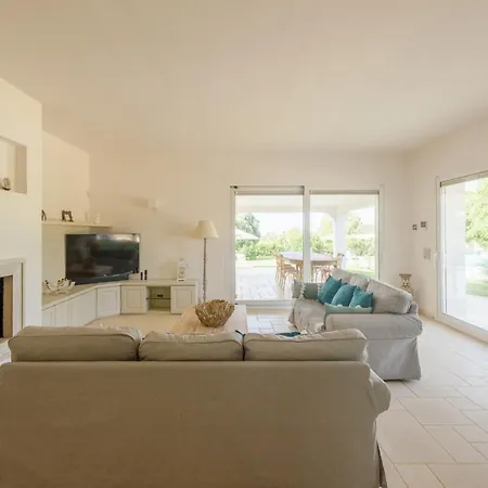 Clive With Trullo Matto Apartment