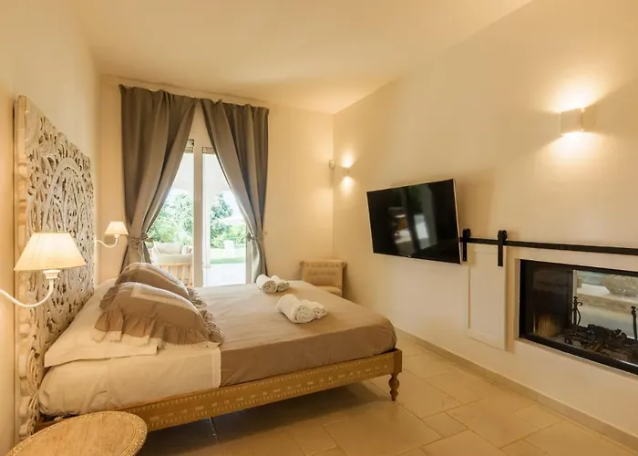 Clive With Trullo Matto Апартаменты *